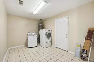 205 Mary Jo St, Cleveland, TX 77328 - Photo 10