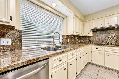 7303 Starbridge Drive, Houston, TX 77095 - Photo 20