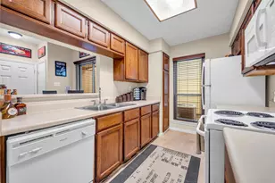 8299 Cambridge St, Houston, TX 77054 - Photo 8