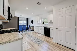 1702 Campos Ct, Conroe, TX 77301 - Photo 18