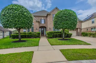 7642 Westmoreland Dr, Sugar Land, TX 77479 - Photo 1