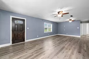 139 Florence Dr, Onalaska, TX 77360 - Photo 8