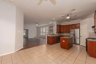32015 Sue Lane, Pinehurst, TX 77362 - Photo 8