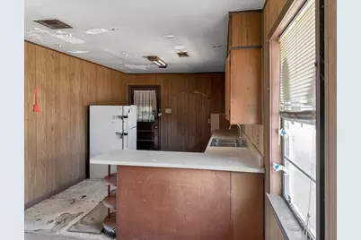 2029 9th Street, High Island, TX 77623 - Photo 10