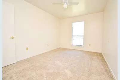 576 Ellen Powell Dr, Hempstead, TX 77445 - Photo 10