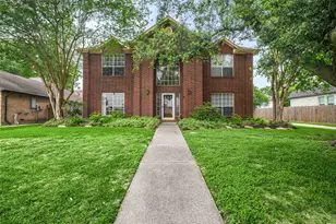 1735 Les Talley Dr, El Lago, TX 77586 - Photo 1