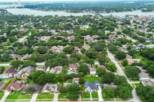 1735 Les Talley Dr, El Lago, TX 77586 - Photo 14