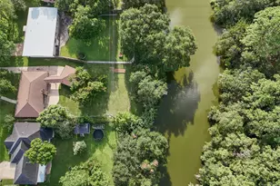 7714 Pecanwood St, Hitchcock, TX 77563 - Photo 26