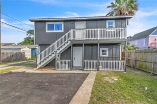 2919 Avenue K, Galveston, TX 77550 - Photo 2