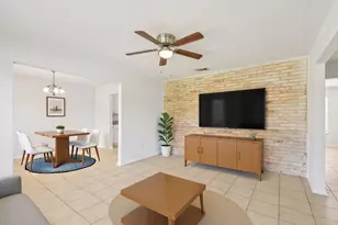 4315 Ravine Dr, Friendswood, TX 77546 - Photo 4