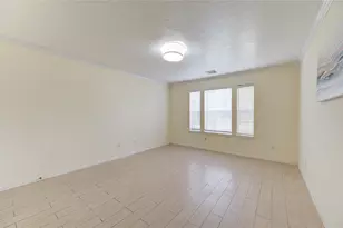 2915 Blue Mist Dr, Sugar Land, TX 77498 - Photo 6