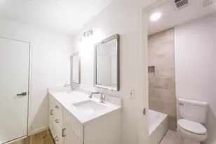 303 Swords Bend, Stafford, TX 77477 - Photo 16