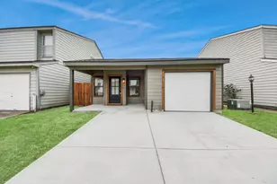 12517 Manor Ct, Houston, TX 77072 - Photo 2