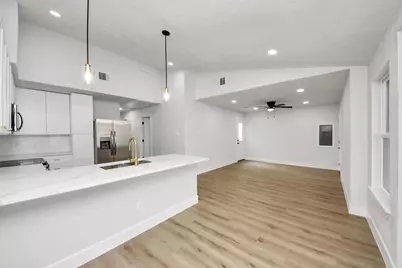 12517 Manor Court, Houston, TX 77072 - Photo 12