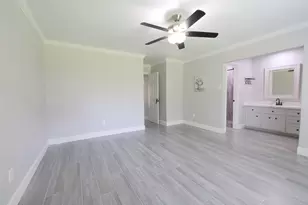 13103 Wilde Glen Ln, Houston, TX 77072 - Photo 32