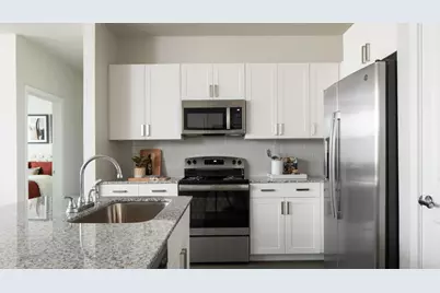 12111 Main Street #7105, Houston, TX 77035 - Photo 2