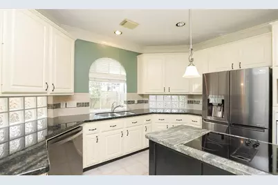 7502 Holly Court Estates, Houston, TX 77095 - Photo 8