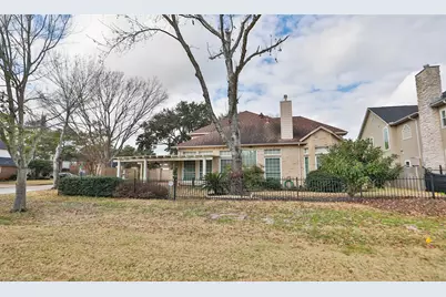 7502 Holly Court Estates, Houston, TX 77095 - Photo 40