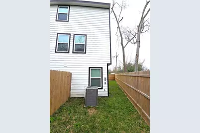 4626 Shreveport Boulevard #B, Houston, TX 77028 - Photo 20