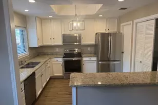 11711 Memorial Dr, Houston, TX 77024 - Photo 12