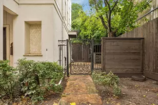 1112 Peveto St, Houston, TX 77019 - Photo 4