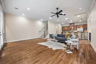 1112 Peveto St, Houston, TX 77019 - Photo 8