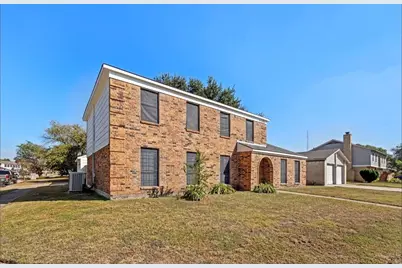 11350 Raven View Dr, Houston, TX 77067 - Photo 2