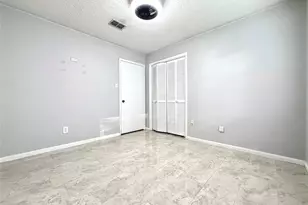 9002 Sabastian Dr, Houston, TX 77083 - Photo 20