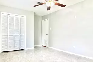 9002 Sabastian Dr, Houston, TX 77083 - Photo 16
