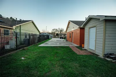 5617 Schutz Street, Houston, TX 77032 - Photo 4