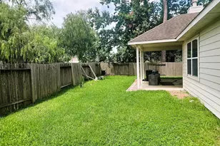1014 Spring Lakes Haven Dr, Spring, TX 77373 - Photo 18