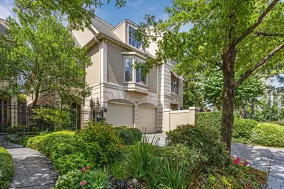 2 S Briar Hollow Lane #2, Houston, TX 77027 - Photo 2