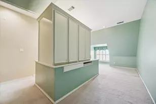 2 S Briar Hollow Ln, Houston, TX 77027 - Photo 26