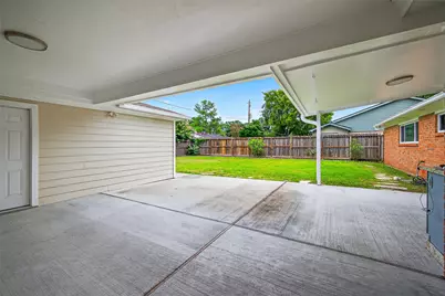 8530 Roos Road, Houston, TX 77036 - Photo 26