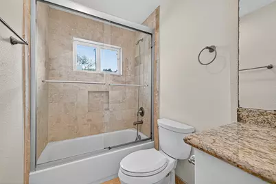 8530 Roos Road, Houston, TX 77036 - Photo 20
