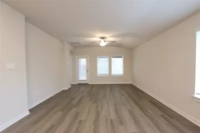 6686 Lahna Oak Drive, Conroe, TX 77304 - Photo 2