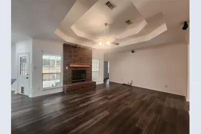 206 Fair Street, Livingston, TX 77351 - Photo 2