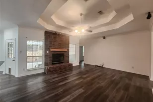 206 Fair St, Livingston, TX 77351 - Photo 2