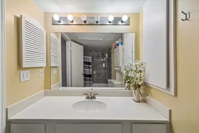 1601 S Shepherd Drive #218, Houston, TX 77019 - Photo 8