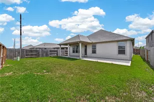 7703 Coral Ky Dr, Cypress, TX 77433 - Photo 40