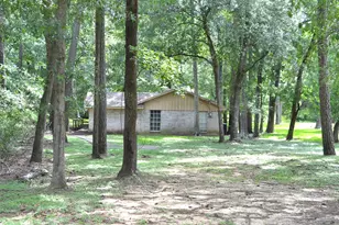 1997 Northshore Dr, Conroe, TX 77304 - Photo 2