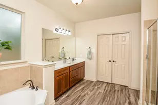 162 W Heritage Mill Cir, Tomball, TX 77375 - Photo 18