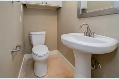 510 Lovett Boulevard #308, Houston, TX 77006 - Photo 12