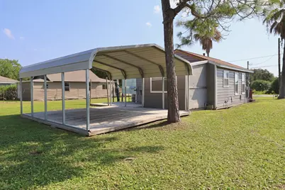 642 5th Street, Dickinson, TX 77539 - Photo 16