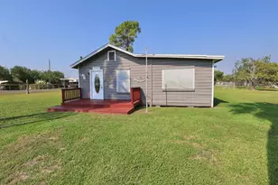 642 5th St, Dickinson, TX 77539 - Photo 20