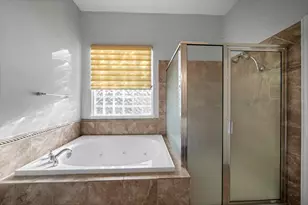 2910 Crescent Oaks Park Ln, Spring, TX 77386 - Photo 16