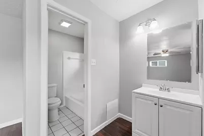 2042 Bridge Cross Lane, Houston, TX 77067 - Photo 22
