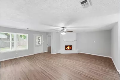 2042 Bridge Cross Lane, Houston, TX 77067 - Photo 10