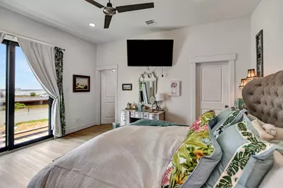 25 Cmdr Runco Lane, Taylor Lake Village, TX 77586 - Photo 28