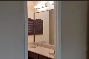 8223 Furlong Ln, Houston, TX 77071 - Photo 10